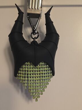 Bath & Body Works MALEFICENT GLOW-IN-THE-DARK POCKETBAC Holder